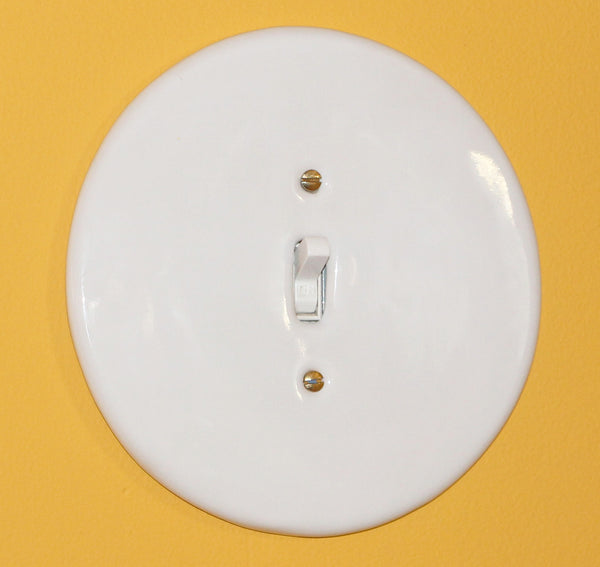 ROUND SWITCH PLATE COVER